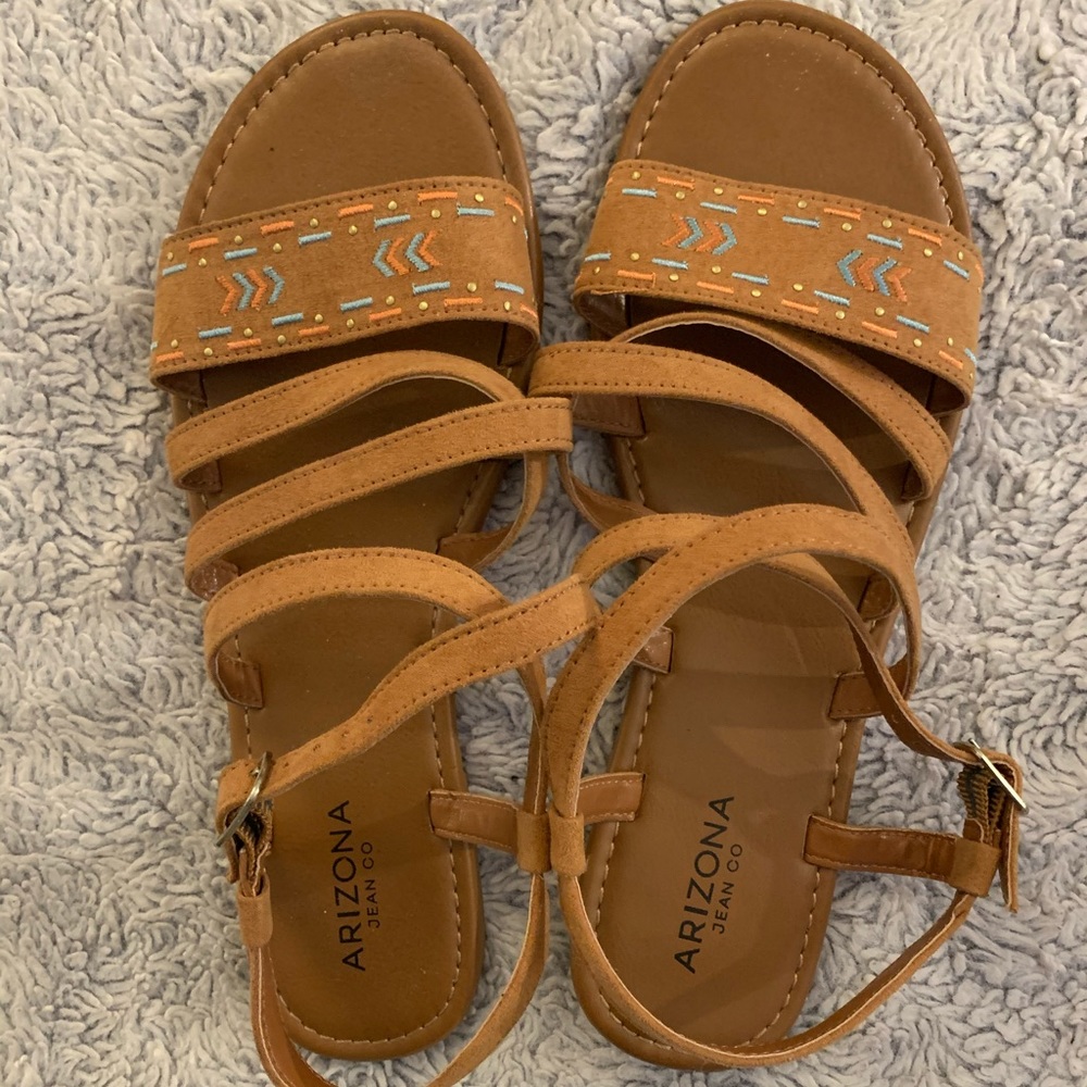 Sandal